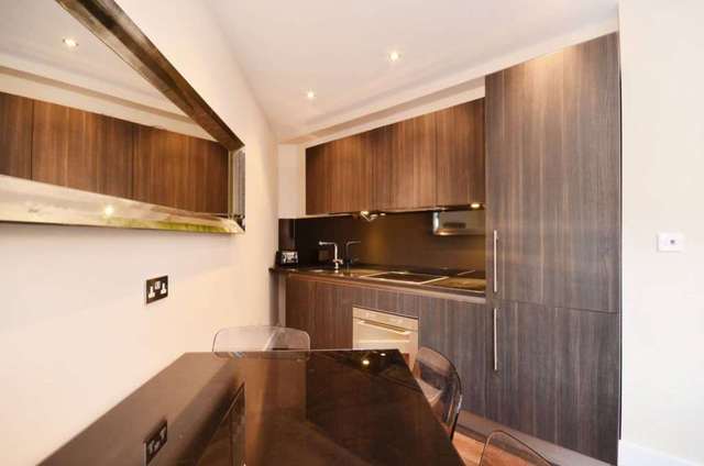  Image of 2 Bedroom Apartment  To Rent at Cheltenaham Terrace Chelsea London, SW3 4QX