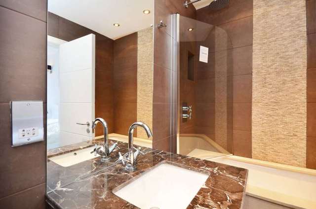  Image of 2 Bedroom Apartment  To Rent at Cheltenaham Terrace Chelsea London, SW3 4QX