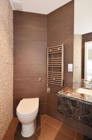 Image of 2 Bedroom Apartment  To Rent at Cheltenaham Terrace Chelsea London, SW3 4QX