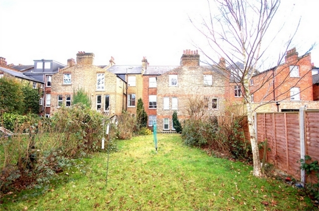  Image of 1 Bedroom Flat  For Sale at Queens Park Queens Park, NW6 6DT