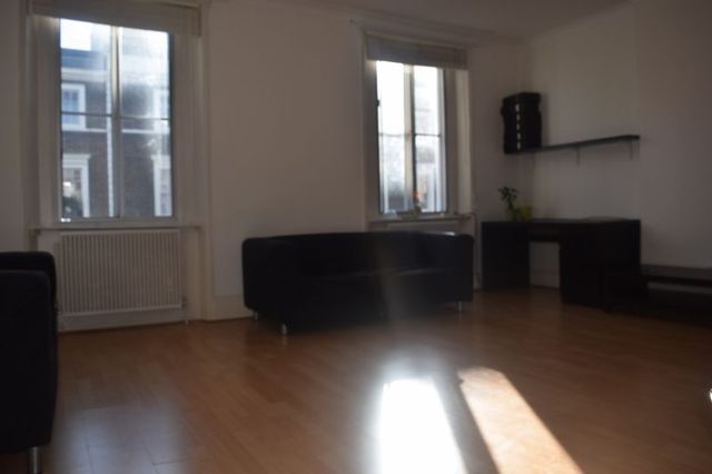  Image of 2 Bedroom Flat  To Rent at Chilworth Street  London, W2 6DT