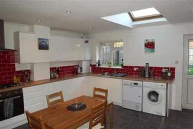  Image of 3 Bedroom Detached  To Rent at Basingstoke, RG24 8XD