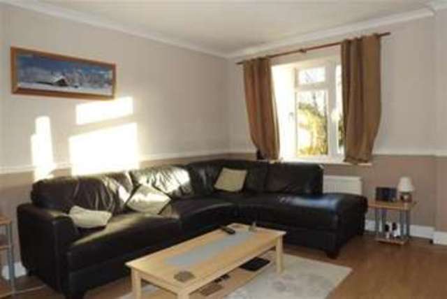  Image of 3 Bedroom Detached  To Rent at Basingstoke, RG24 8XD