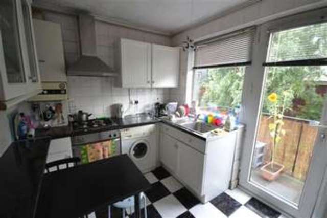  Image of 2 Bedroom Maisonette  For Sale at Wealdstone, HA3 5BA