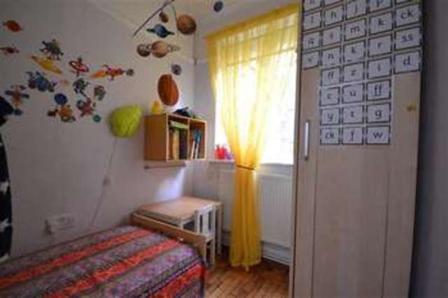  Image of 2 Bedroom Maisonette  For Sale at Wealdstone, HA3 5BA