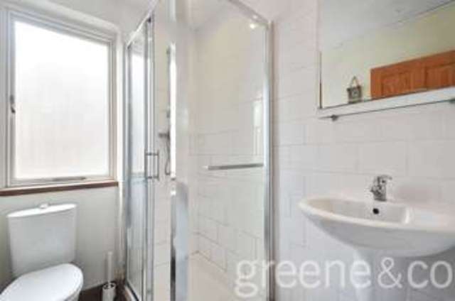  Image of 2 Bedroom Flat  For Sale at Crouch End London Turnpike Lane, N8 7BU