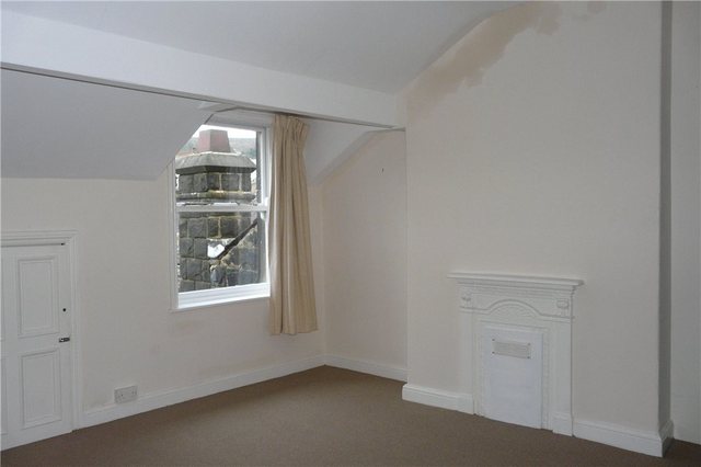  Image of 2 Bedroom Detached  For Sale at Ilkley West Yorkshire Ilkley, LS29 9DR
