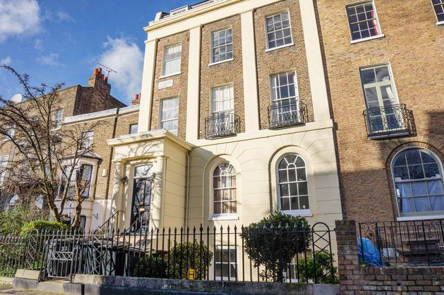  Image of 1 Bedroom Flat  For Sale at Clapton Square  Clapton, E5 8HP