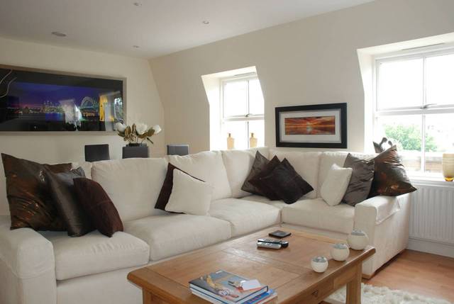  Image of 1 Bedroom Flat  To Rent at Clapton Square  Clapton, E5 8HE