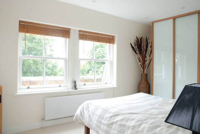  Image of 1 Bedroom Flat  To Rent at Clapton Square  Clapton, E5 8HE