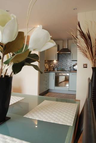  Image of 1 Bedroom Flat  To Rent at Clapton Square  Clapton, E5 8HE