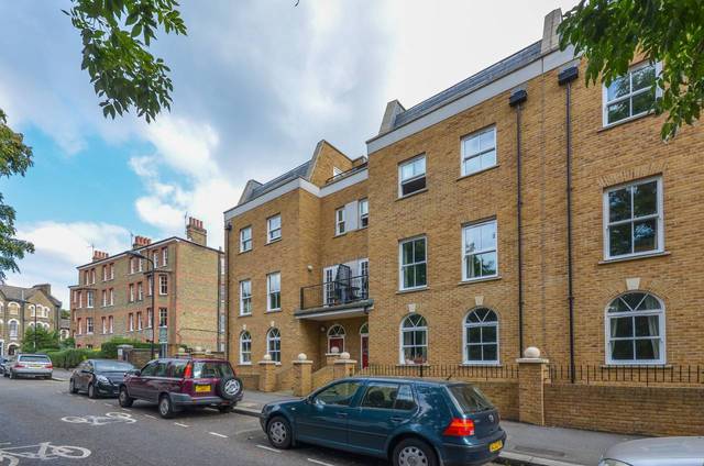  Image of 1 Bedroom Flat  To Rent at Clapton Square  Lower Clapton, E5 8HE