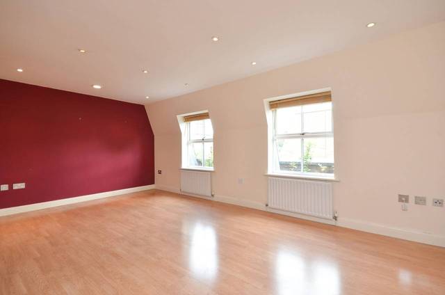  Image of 1 Bedroom Flat  To Rent at Clapton Square  Lower Clapton, E5 8HE