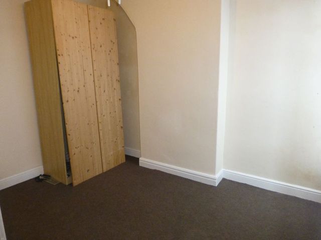  Image of 3 Bedroom Terraced  To Rent at Clare Road  Bootle, L20 9NA