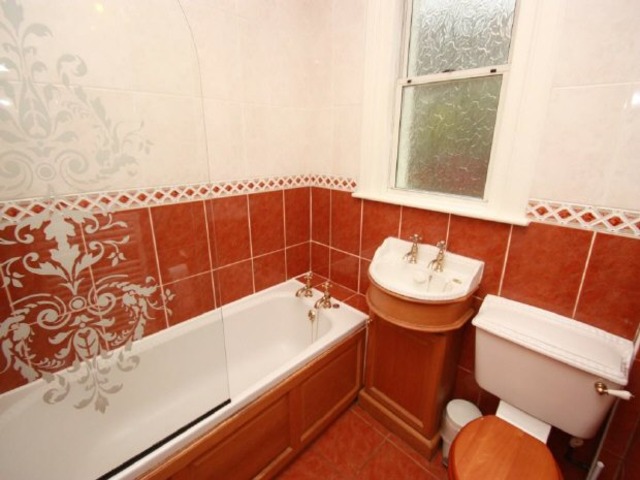  Image of 2 Bedroom Detached  To Rent at Bellevue Edinburgh Edinburgh, EH7 4DR