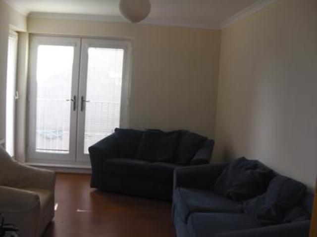  Image of 5 Bedroom Flat  To Rent at Dundee  Dundee, DD2 2NR