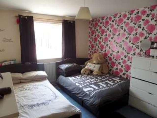  Image of 3 Bedroom Terraced  For Sale at Milton Keynes, MK6 3HE