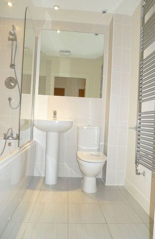  Image of 2 Bedroom Flat  For Sale at Clevelands Drive  Heaton, BL1 5GJ