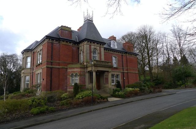  Image of 2 Bedroom Flat  For Sale at Clevelands Drive  Heaton, BL1 5GJ