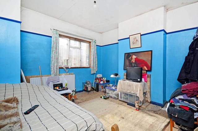 Image of 4 Bedroom Detached  For Sale at Cleveleys Road  Hackney, E5 9JN