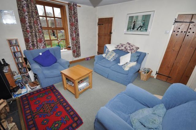  Image of 3 Bedroom Terraced  For Sale at Clifts Buildings  Frome, BA11 1LY