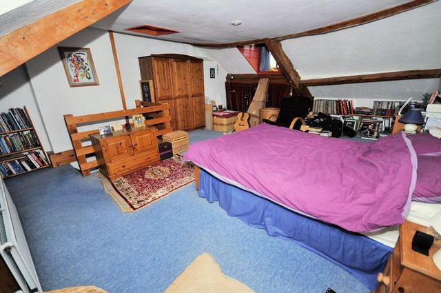  Image of 3 Bedroom Terraced  For Sale at Clifts Buildings  Frome, BA11 1LY