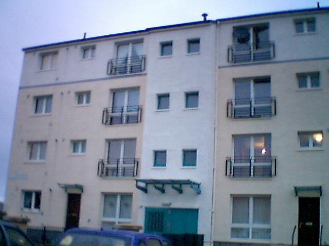  Image of 3 Bedroom Flat  To Rent at Wester Hailes Edinburgh Edinburgh, EH14 3BE