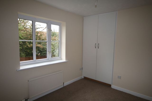  Image of 3 Bedroom Terraced  To Rent at Clover End Witchford Ely, CB6 2XD