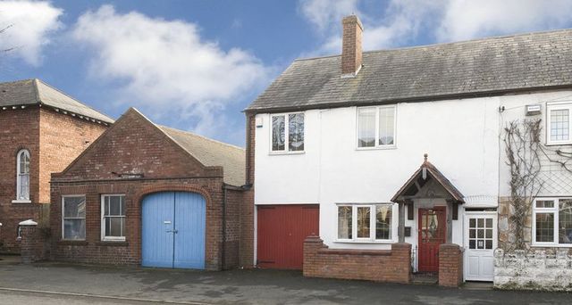  Image of 4 Bedroom Terraced  For Sale at Brettell Lane Amblecote Stourbridge, DY8 4BN