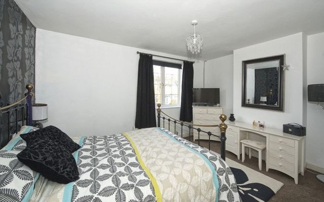  Image of 4 Bedroom Terraced  For Sale at Brettell Lane Amblecote Stourbridge, DY8 4BN