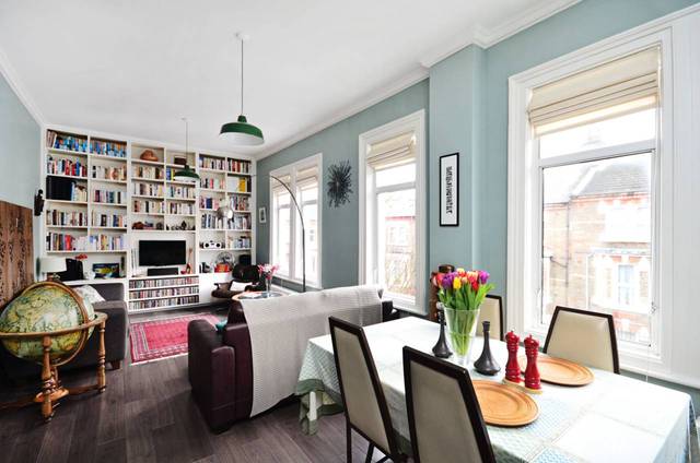  Image of 2 Bedroom Flat  For Sale at Colenso Road  Clapton, E5 0SL