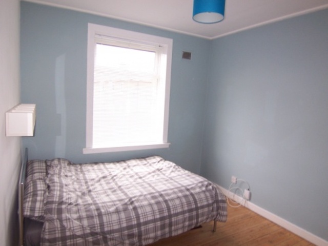  Image of 2 Bedroom Flat  To Rent at Colinton Edinburgh Edinburgh, EH13 9BS