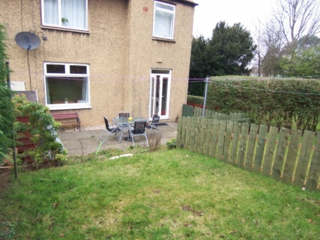  Image of 2 Bedroom Flat  To Rent at Colinton Edinburgh Edinburgh, EH13 9BS