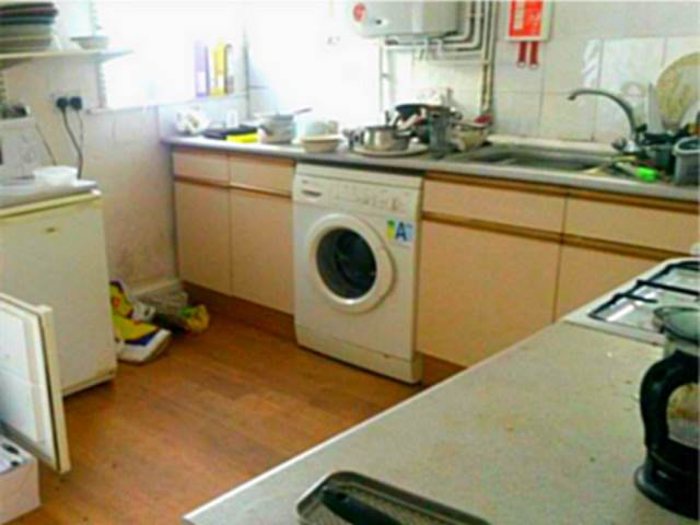  Image of 5 Bedroom Detached  To Rent at Cathays Cardiff Cardiff, CF10 3EH