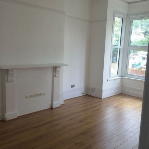  Image of 1 Bedroom Flat  To Rent at Colworth Road  London, E11 1JA