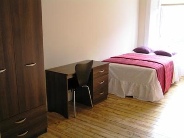  Image of 5 Bedroom Flat  To Rent at Dundee  Dundee, DD1 3DG