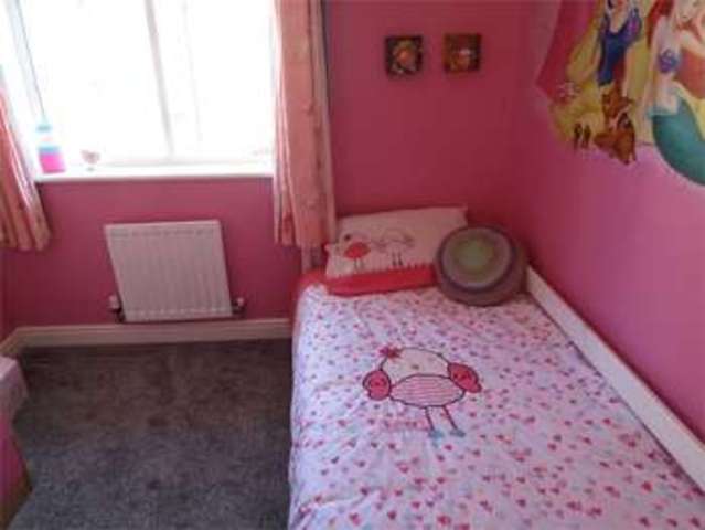  Image of 3 Bedroom Semi-Detached  For Sale at Hailsham, BN27 1EF