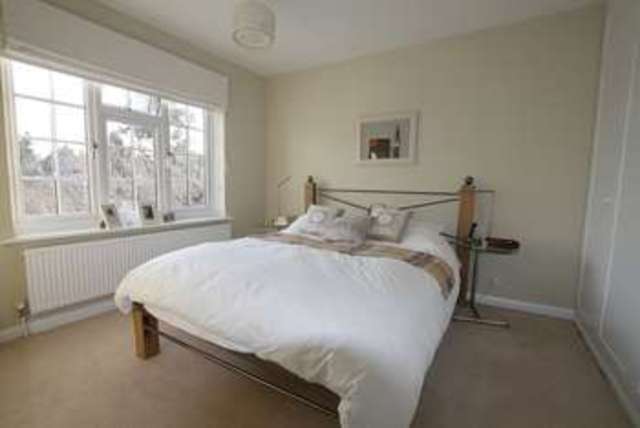  Image of 4 Bedroom Semi-Detached  For Sale at COOKHAM, SL6 9HZ