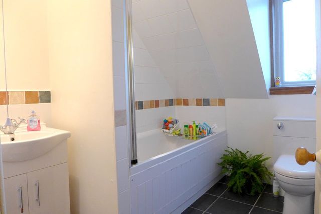  Image of 5 Bedroom Detached  To Rent at Corstorphine Edinburgh Edinburgh, EH12 6LE