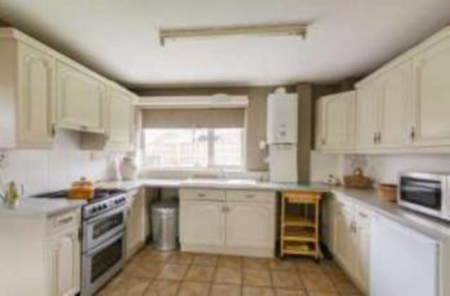  Image of 4 Bedroom Detached  For Sale at Armthorpe Doncaster Armthorpe, DN3 3EE