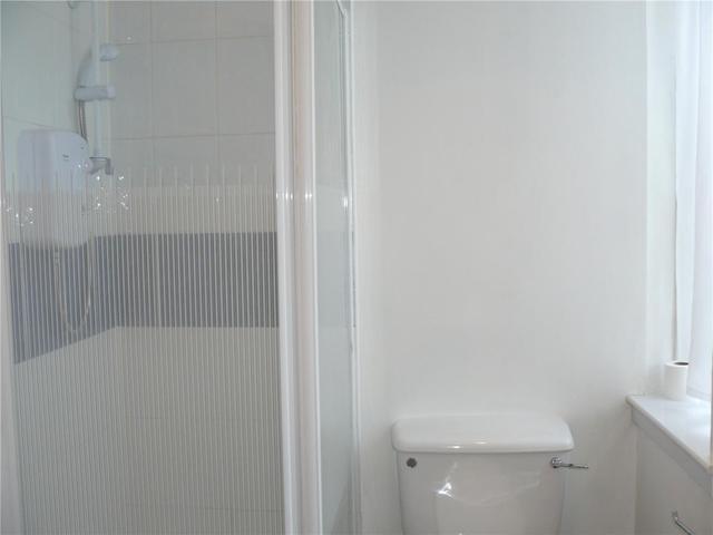  Image of 2 Bedroom Flat  To Rent at Dennistoun Glasgow Glasgow, G31 2TB