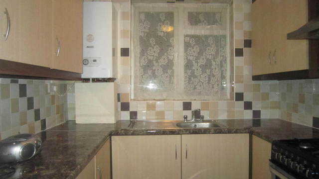  Image of 3 Bedroom End Of Terrace  For Sale at Middlesex  Hayes, UB3 2QJ