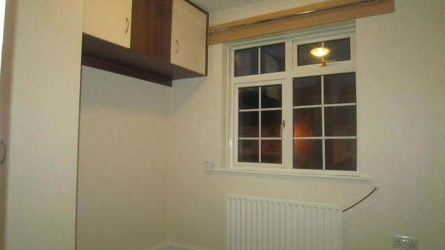  Image of 3 Bedroom End Of Terrace  For Sale at Middlesex  Hayes, UB3 2QJ