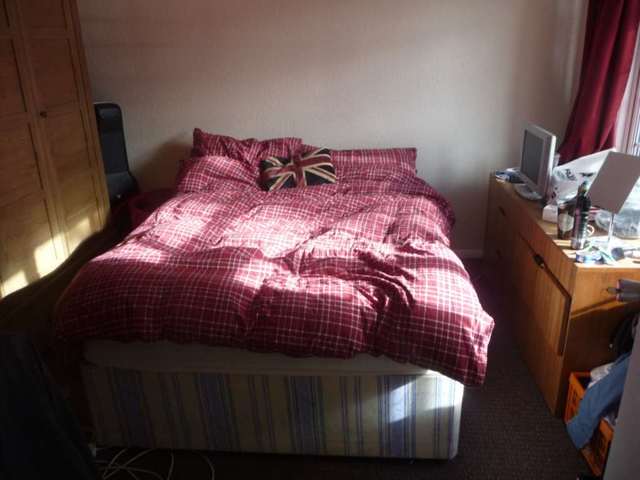  Image of 7 Bedroom Detached  To Rent at Crescent Road  Reading, RG1 5SN