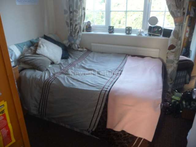  Image of 7 Bedroom Detached  To Rent at Crescent Road  Reading, RG1 5SN