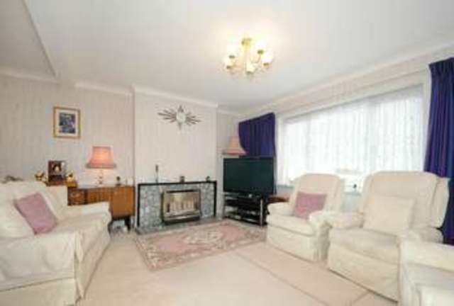  Image of 3 Bedroom Detached  For Sale at Northwood, HA6 3EB