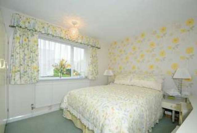  Image of 3 Bedroom Detached  For Sale at Northwood, HA6 3EB