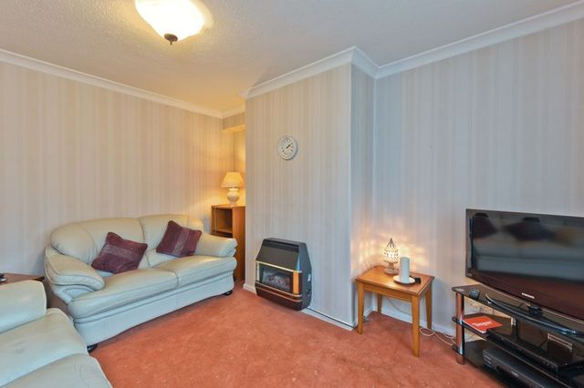  Image of 2 Bedroom Terraced  For Sale at Crofton Road  Runcorn, WA7 4DT