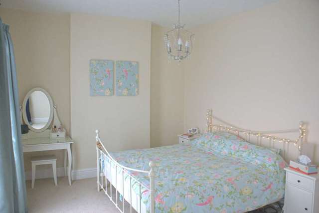  Image of 3 Bedroom Semi-Detached  To Rent at Cross Lane  Newton Le Willows, WA12 9QA
