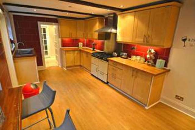  Image of 3 Bedroom Semi-Detached  For Sale at Cross Lane  Newton Le Willows, WA12 9QA
